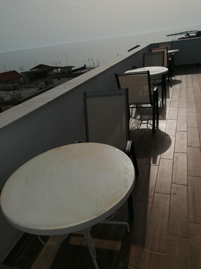 Apartment Crystal Blue
